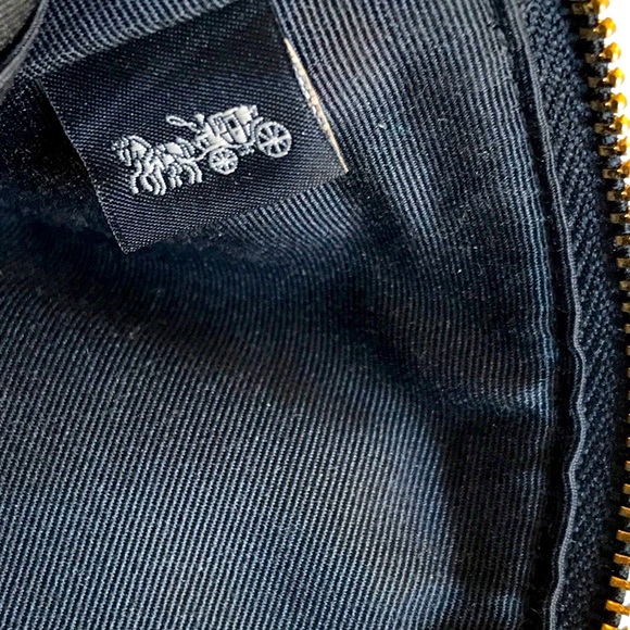 Coach corner zip leather wristlet - Picture 8 of 8